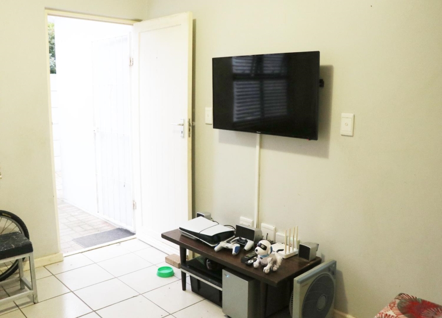 2 Bedroom Property for Sale in Idasvallei Western Cape